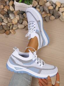 Women's Breathable Knit Sneakers, Soft Sole Lightweight Casual Shoes, Color Block Comfortable Versatile Running Shoes, Spring/Summer - White and Blue - View 2