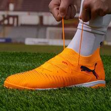 Puma 男女通用TF钉足球鞋，适合训练和比赛 - 橘色 - 查看 3