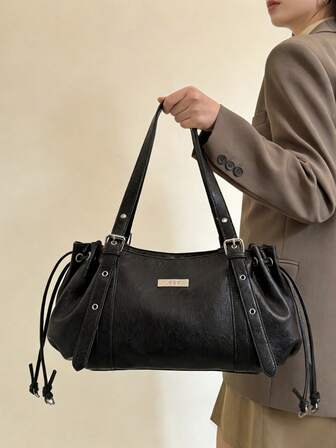 复古抽绳包，休闲百搭，通勤必备；高品质黑色软皮手提包，尽显优雅职场风范；大容量肩背/腋下两用包