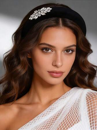 One Piece Black Velvet Sponge Headband, Hair Accessory, Headpiece, Hand-Stitched Vintage Wide Headband Adorned With Sparkling Rhinestones. Suitable For Everyday Wear By Women. A Versatile Hair Accessory. Perfect For Christmas Parties And Proms.