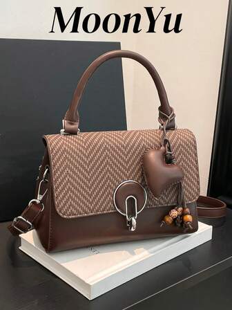 Women's Square Flap Handbag, Fashion Elegant Personality Heart-Shaped Pendant, Suitable For Shopping, Dating, Commuting, Crossbody, Coffee Color