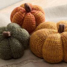 Knit Pumpkins Set Of 5, Fall Favorite, Gifts Women, Autumn Bowl Fillers Fall Farmhouse Tier Tray Decor, Decorative Pumpkins Friend Autumn Set - 萬壽菊尺寸 - 查看 3