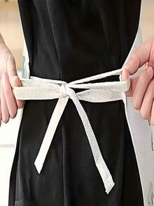 一套浪漫情侣厨房围裙，心形设计，情人节礼物围裙，适合情侣，男女通用涤纶围裙，非常适合烹饪、烘焙、户外活动、家务、厨师、烧烤和餐厅使用。 - 彩色 - 查看 6