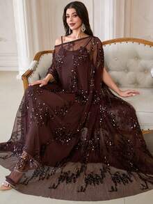 优雅圆领蝙蝠袖女式长袍，饰有撞色亮片和褶裥细节，无弹力面料