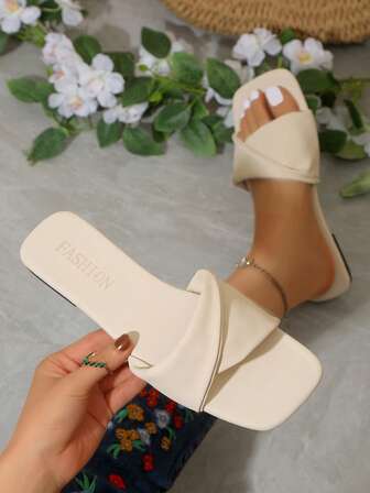 Women's Summer New White Cute Flat Sandals, Fashion Casual Strap Slides, Square Toe Slippers