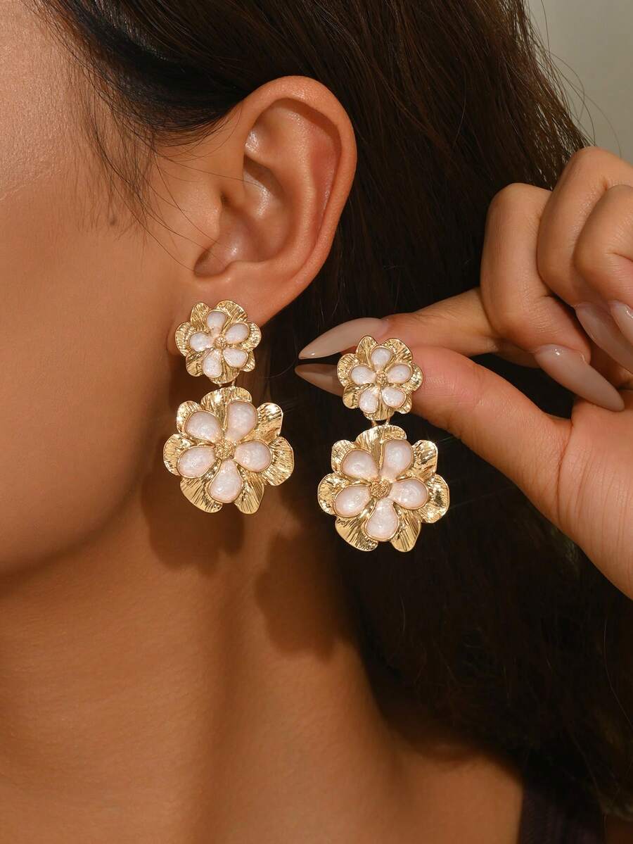 1 Paar elegante Öltropfen Blumen Ohrringe, zarte retro farbige Schmuckohrringe, modische Legierung Blumen Ohrringe für Frauen, geeignet für den täglichen Gebrauch - Verschiedenfarbig - Übersicht 1