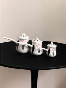 三件套花卉图案咖啡具，适合在家、厨房、露营和雪地探险时冲泡咖啡和阿拉伯风格饮品。便携式咖啡具，是馈赠亲朋好友的绝佳礼物。