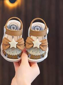 0-4岁女童学步鞋，婴儿凉鞋，防踢防撞时尚甜美百搭公主鞋，2026春夏新款 - 卡其色 - 查看 6