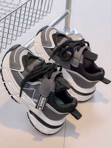 1双婴儿运动鞋，透气网眼鞋面，魔术贴+鞋带设计，方便穿脱，加厚防滑鞋底，时尚厚底鞋型，轻便舒适，适合全天穿着，适合日常场合。 - 黑色 - 查看 1