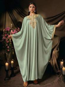 AmazingHoney Elegancki i luksusowy damski szlafrok maxi z satyny w kolorze szałwiowej zieleni, ze złotymi haftowanymi rękawami typu nietoperz, odpowiedni na Ramadan, Eid, wesela, formalne kolacje, przyjęcia koktajlowe i inne okazje - Miętowy Zielony - Zobacz 9