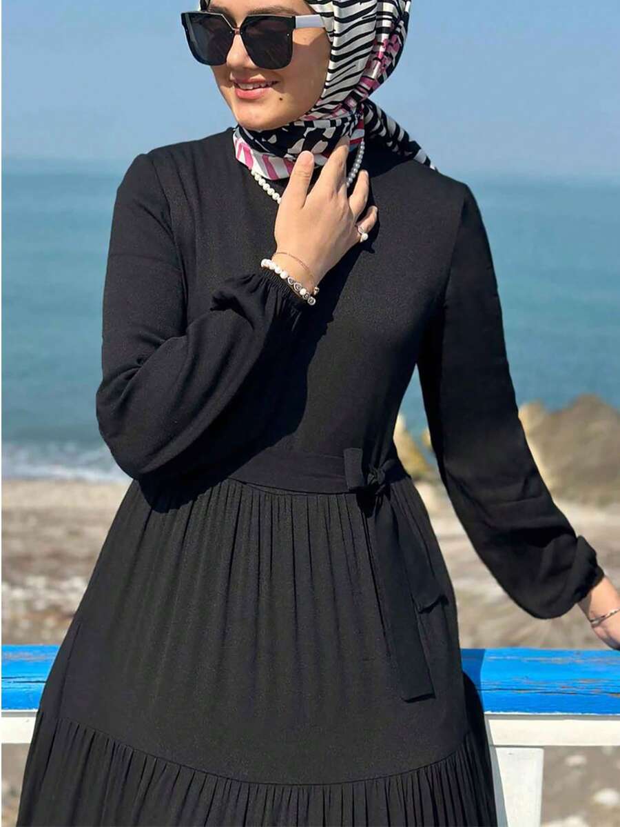 Robe pull en tissu tissé à manches longues pour femmes, col rond petit, noir, avec poches et ceinture, fermeture éclair au dos, robe jalabiya confortable de longueur totale, jupe évasée - Noir - Voir 1