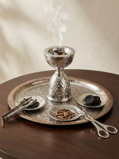 Mini Luxury Sliver Incense Burner, Metal Simple Hammered Design, Elegant Bakhoor Burner Exquisite Craftsmanship Elegant Aromatherapy Diffuser For Home Decor, Smokeless Fragrance Holder Perfect For Living Room, Bedroom, Yoga Studio, Meditation Space, Unique Incense Holder Made For Fragrance Lovers, Personalized Souvenir Gift, A Beautiful Gift For Friends And Family