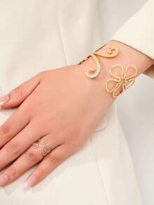 1 Bracelet & 1 Ring Set, Fashionable Hollow Flower Metal Bracelet & Ring Combo - Gold - View 6
