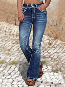 Women's Front Button Pocket Casual Skinny Flare Jeans - Dark Wash - View 2