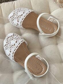 1 双女童人字拖，镂空钩编防滑平底人字拖，休闲甜美度假平底凉鞋 - 白色 - 查看 6