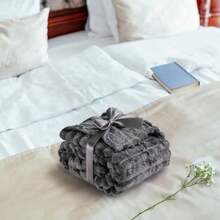 PALASSI de Flannel Raya Ancha, Frazada Suave y Caliente para Cama o Sofa, Distintos Colores y Tamaños Disponibles, Manta con Fíbras Premium de Poliéster. (, )(Gris Oscuro Individual) - Multicolor - Ver 10