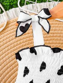 2pcs Baby Girl Summer Outfit, Heart Print Camisole Top + Black Shorts With Bow Strap Design, Cute & Fresh - Black and White - View 7