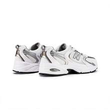 New Balance Men's And Women's Shoes 2026 New 530 Series Sports Casual Shoes Retro Running Shoes Dad Shoes MR530AD