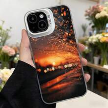 Cubierta de teléfono con diseño de puesta de sol y ramas iluminadas en tonos naranja y negro para mujer elegante uso diario y eventos sociales,Aplicable a los teléfonos de la serie Apple y Galaxy - Blanco - Ver 2