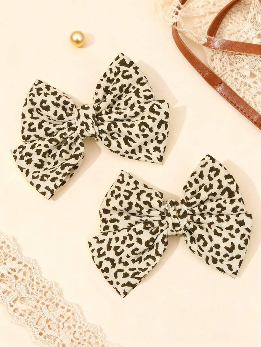 2pcs Leopard Printing Hair Bows For Sweet Baby Girls Brown Leopard Fabric Bow Hair Clips Fashion Bows Hairpins Soft Ribbon Alligator Clips Funky Girls Casual Autumn Winter Hair Barrettes Baby Hair Accessories. - Multicolor - View 1