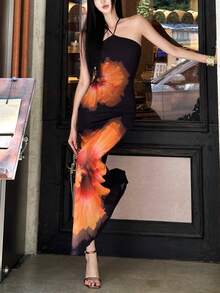 YeonC露背碎花紧身连衣裙，植物印花，度假风，约会装，纯粹欲望美学，针织面料 - 黑色 - 查看 7