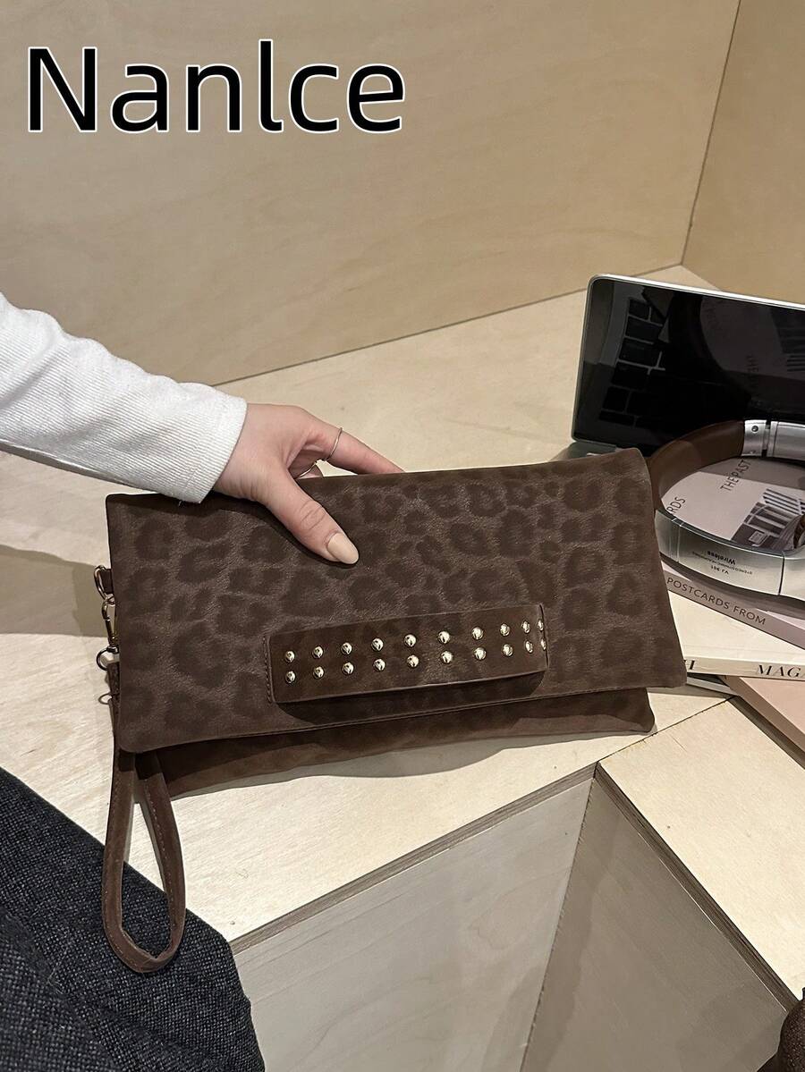 Casual Women's Clutch Bag, New Fashion Small Niche Envelope Bag, Minimalist Design - Coffee - View 1