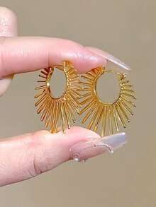1 Pair Fashionable Delicate Personalized Versatile Sunflower Stud Earrings - Earrings - View 3