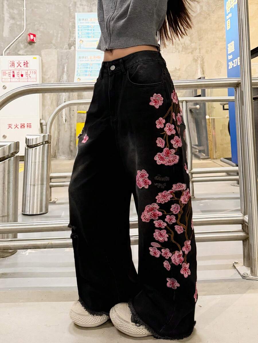 女士做旧刺绣阔腿牛仔裤，宽松舒适休闲街头风牛仔裤，后袋装饰（不含腰带/配饰），春季黑色 - 黑色 - 查看 1