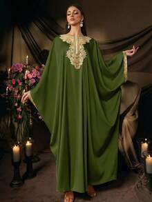 AmazingHoney Elegant Women's Olive Green Moroccan Style Abaya Robe, Gold Embroidery Batwing Sleeves, Loose Fit, Modest And Suitable For Ramadan, Eid, Weddings, Parties, Formal Occasions - Army Green - View 3