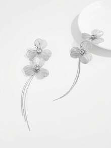 1 Pair Vintage Creative Fashion Metal Hollow Ginkgo Leaf & Flower Earrings, Glamorous Rhinestone Tassel Earrings, Suitable For Women's Daily Wear And Various Banquet Parties As Decorative Jewelry - Flower Earrings - View 4