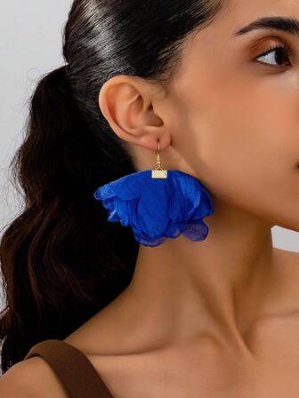 1 par de pendientes azules de malla exagerados, elegantes pendientes retro franceses de gasa con diseño de flor multicapa y borlas, pendientes lujosos y hermosos de diseño único para el Día de San Valentín