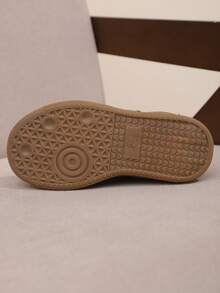 1 Pair Kids Casual Sneakers, Skate Shoes, Trainers, Fashionable Multifunctional Shoes For Boys And Girls