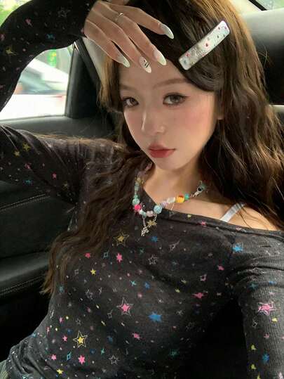 两件套露肩长袖星形印花披肩和吊带T恤，性感别致黑色度假春季装扮