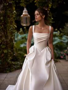 Floor-Length Gown With Delicate Spaghetti Straps And A Flowing, Timeless Silhouette. Perfect For Weddings, Vow Renewals, Anniversary Dinners, Birthday Galas, Christmas Parties, Halloween Events, Graduations, Prom, Homecoming, Cocktail Soirées, And Special Occasions. A Versatile Dress Ideal As A Bridal Gown, Wedding Guest Attire, Bridesmaid Dress, Or For Formal Parties, Vacations, And Gala Dinners. - 白色 - 查看 1