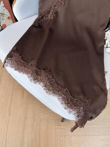 Vestido Casual Elegante e Sexy Feminino GMFP, Cor Sólida com Recorte de Renda, Bainha Assimétrica, Sem Alças, Ideal para Viagem, Férias, Festa Marrom, Adequado para Festival de Música/Temporada de Casamento no Verão - Castanho - Visão 8