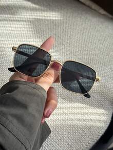 一副男士方形休闲多功能偏光时尚眼镜，适合旅行、骑行、钓鱼、海滩等场合 - 彩色 - 查看 10