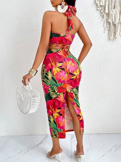 Summer Women's Sexy Elegant Resort Style Tropical Random Print Crossover Halterneck Truncated Top And Tight Skirt Two Pieces Set