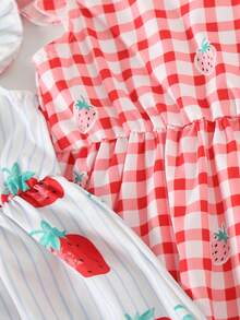 2 Stück Mädchen Rüschen Dekor süßes Erdbeermuster gestreift + Erdbeerkaro Kleid Set, niedliches lässiges Sommeroutfit für Mädchen - Verschiedenfarbig - Übersicht 7