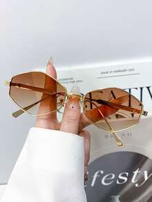 新款复古时尚金属菱形街头风高端女士时尚眼镜，适合日常佩戴、T台走秀、派对、海滩等场合，高品质男女通用多边形时尚眼镜 - 彩色 - 查看 15