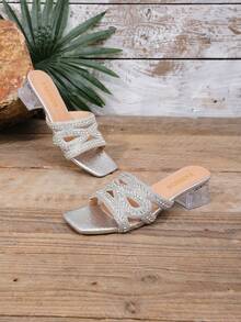 1双银色闪亮交叉镂空独特造型设计套脚水晶透明坡跟凉鞋，简约时尚优雅轻便罗马家居拖鞋，适合生日、派对、外出、通勤、旅行、春夏穿着。 - 銀色 - 查看 5