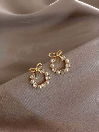 1 Pair Petite Bow Earrings, 2025 New Versatile Charm Stud Earrings - Luxurious Jewelry For Women, Suitable For Daily And Party Wear