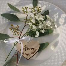 Quà lưu niệm cưới bằng gỗ khắc theo yêu cầu - Khắc tên và ngày tháng cá nhân, hình trái tim bằng gỗ, thích hợp làm quà tặng đám cưới, thiệp mời và nhãn kẹo - Quà cưới, kỷ niệm dịp đặc biệt, thích hợp cho đám cưới, Ngày Valentine, Lễ Phục Sinh, Giáng Sinh, Lễ Tạ Ơn - Nhiều màu - Xem 2