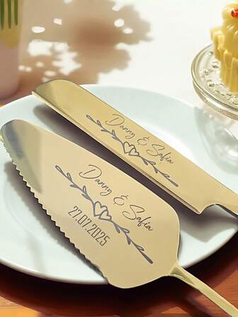 Anpassat tårtformsset i rostfritt stål, bröllopstårtset, ceremoni- och jubileumspresenter - Personligt bröllopstårtserverset - Anpassade snidningsredskap för dessert - Bröllopspresenter - Födelsedagstårtformsskärset