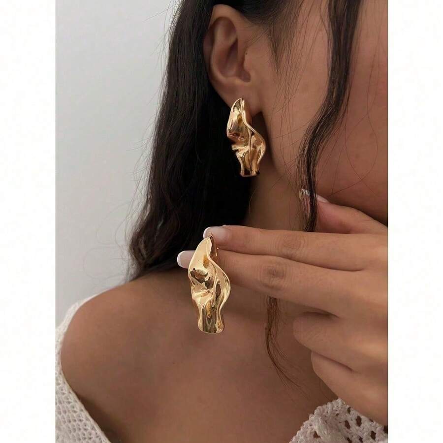 Asymmetrical Leaf Drop Earrings – Vintage Minimalist Metal Design, Versatile Women's Accessory For Parties & Everyday Grace - 金黃色 - 查看 1