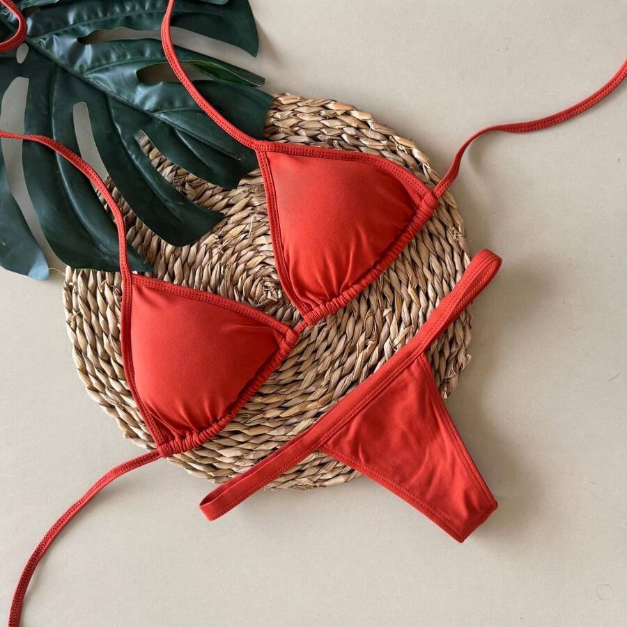 String Bikini Made Of Dental Floss Tape. - 土地 - 查看 1