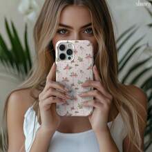 Funda de teléfono rosa de Navidad, funda de teléfono de árbol de Navidad de bastón de caramelo, cubierta navideña linda, funda de teléfono femenina de Navidad, funda resistente brillante y mate, funda de teléfono de dibujo animado creativa, a prueba de golpes y resistente a caídas, protección completa, adecuada para 17/17ProMax/iPhone16/16Plus/16Pro/16ProMax, iPhone15/15Plus/15Pro/15ProMax, iPhone14/14Plus/14Pro/14ProMax, iPhone13/13Pro/13ProMax, regalo perfecto para novia, novio, Día de San Valentín, Navidad - Blanco - Ver 3