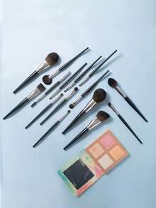 ZHENZITAI 15pcs Starry Blue Premium Makeup Brush Set - Powder Brush, Contour Brush, Blush Brush, Face Mask Brush, Highlighter Fan Brush, Concealer Brush, Highlighter Brush, Large Eyeshadow Blending Brush, Detail Eyeshadow Blending Brush, Angled Eyeshadow Brush, Small Detail Brush, Large Eyeshadow Brush, Lip Brush. Premium Skin Care Tools, Soft Bristles, Fluffy And Pigment-Picking, Wooden Handles For Easy Grip. Complete Facial Makeup Brush Set For Flawless Makeup Application,Giveaways,Professional Makeup Brushes,Complete Makeup Set - Blue - View 3