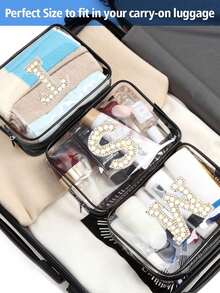Bolsa de almacenamiento portátil de PVC transparente con toalla bordada con perlas blancas con letras de la A a la Z, organizador de maquillaje de gran capacidad, impermeable, con cremallera, bolsa de maquillaje, bolsa de cosméticos, organizador de vacaciones, bolsa de belleza, bolsa de tocador, regalo para dama de honor, recuerdo, regalo de cumpleaños para familiares y amigos, Día de San Valentín, temporada de bodas, Ramadán