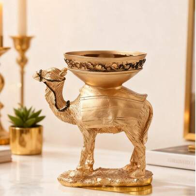 1个中东风格骆驼香炉。这款设计精巧的金色骆驼香炉非常适合摆放在咖啡桌、壁炉架或冥想角落。在享受香薰的同时，还能增添异域风情。