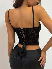 Apperloth A Y2K性感黑色抹胸露脐上衣，透视网纱蕾丝花卉刺绣系带露背束身吊带背心，适合女士新年派对、锐舞音乐节和夏季假期。 - 黑色 - 查看 2